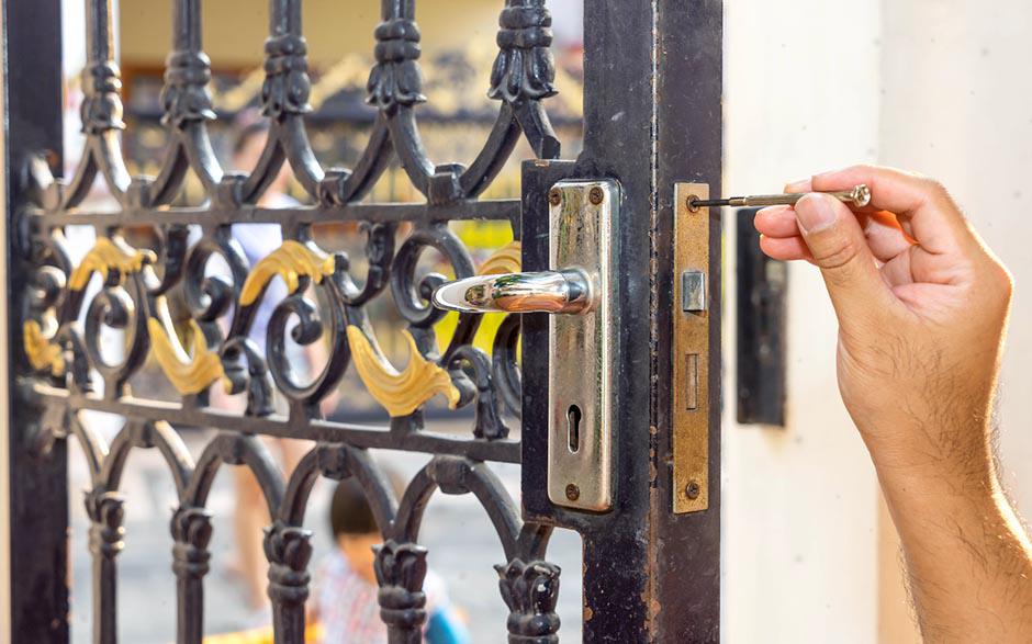 serrure de porte La Celle-Saint-Cloud
